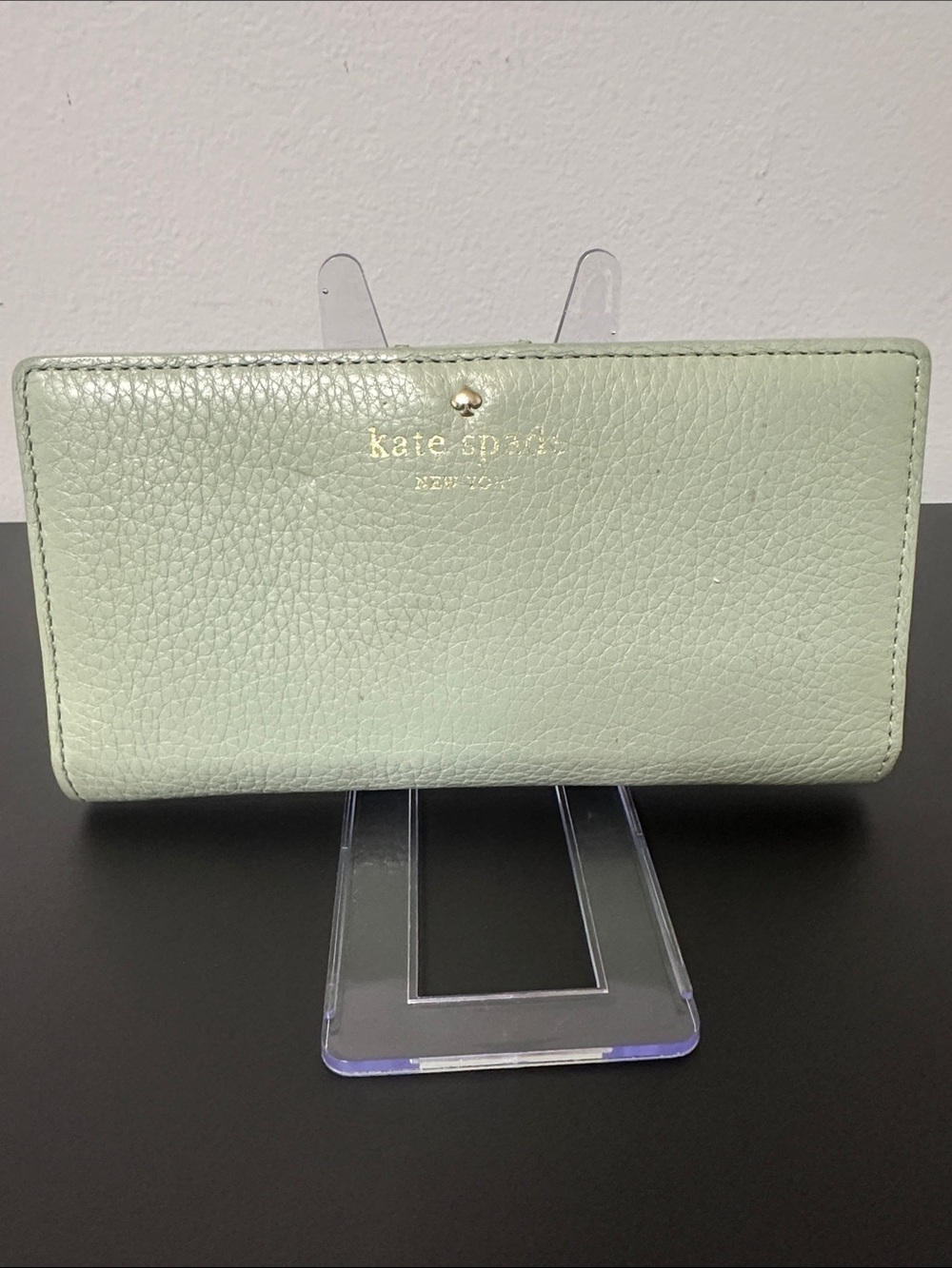 kate Spade Light Mint Pebbled Leather Zip Wallet. Like New. No Coin Residue.